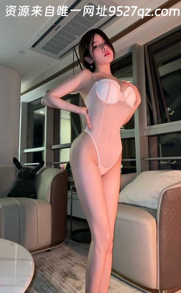 011.奔跑的晶骡儿-微密圈系列 美丽小姐的睡衣[40P-94.7M]