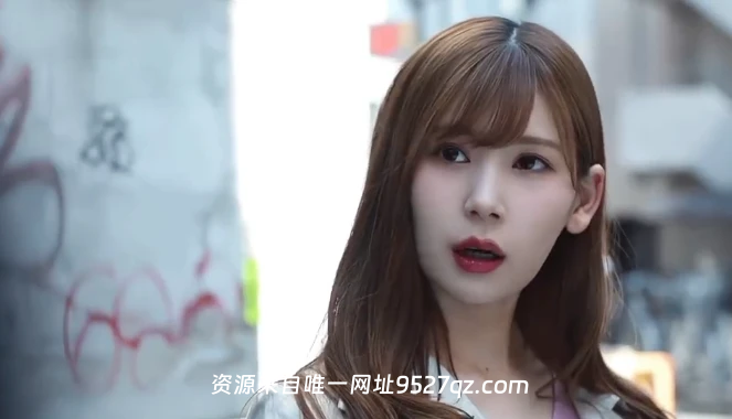 走路撞上很久没见的青梅竹马